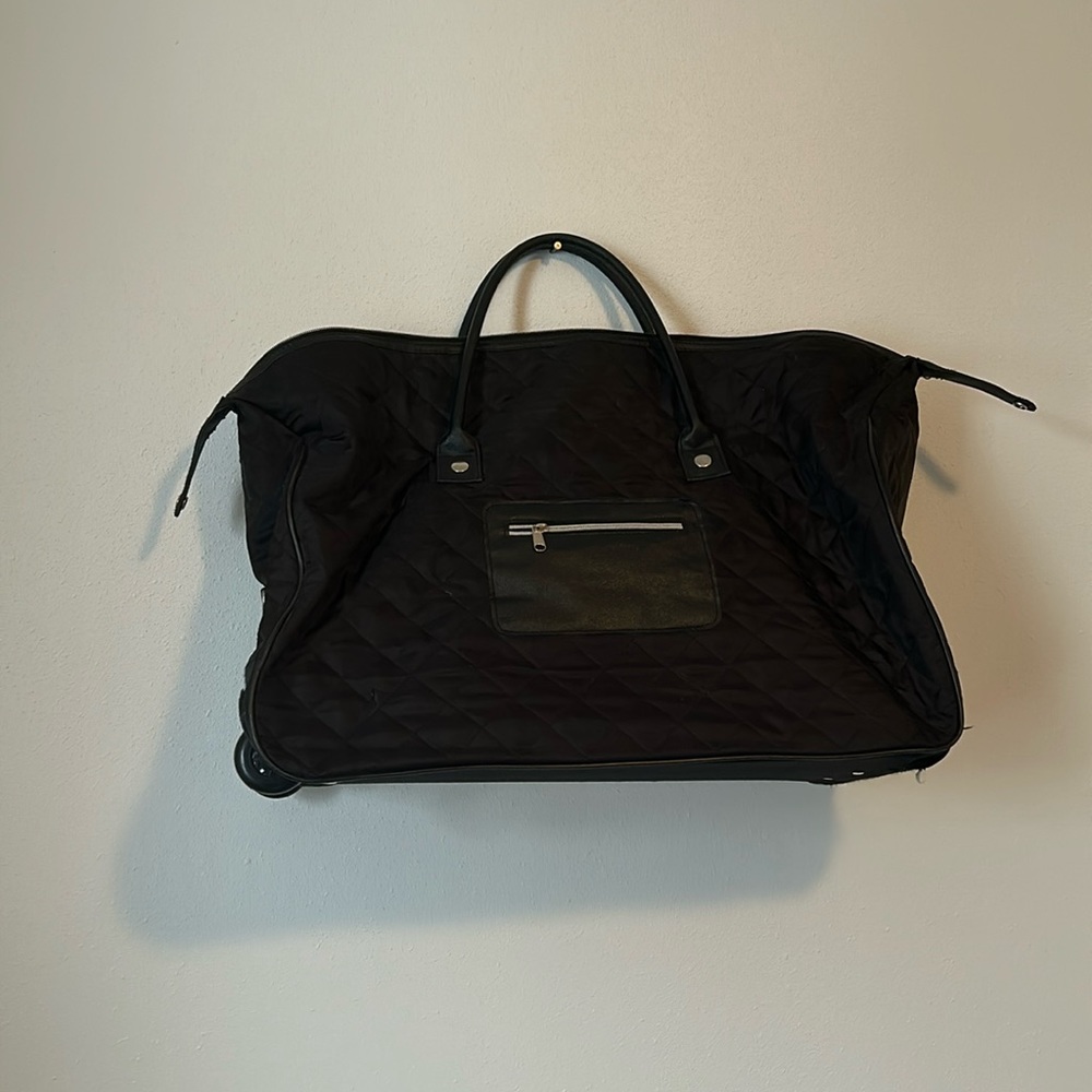 Travel Tote with wheels